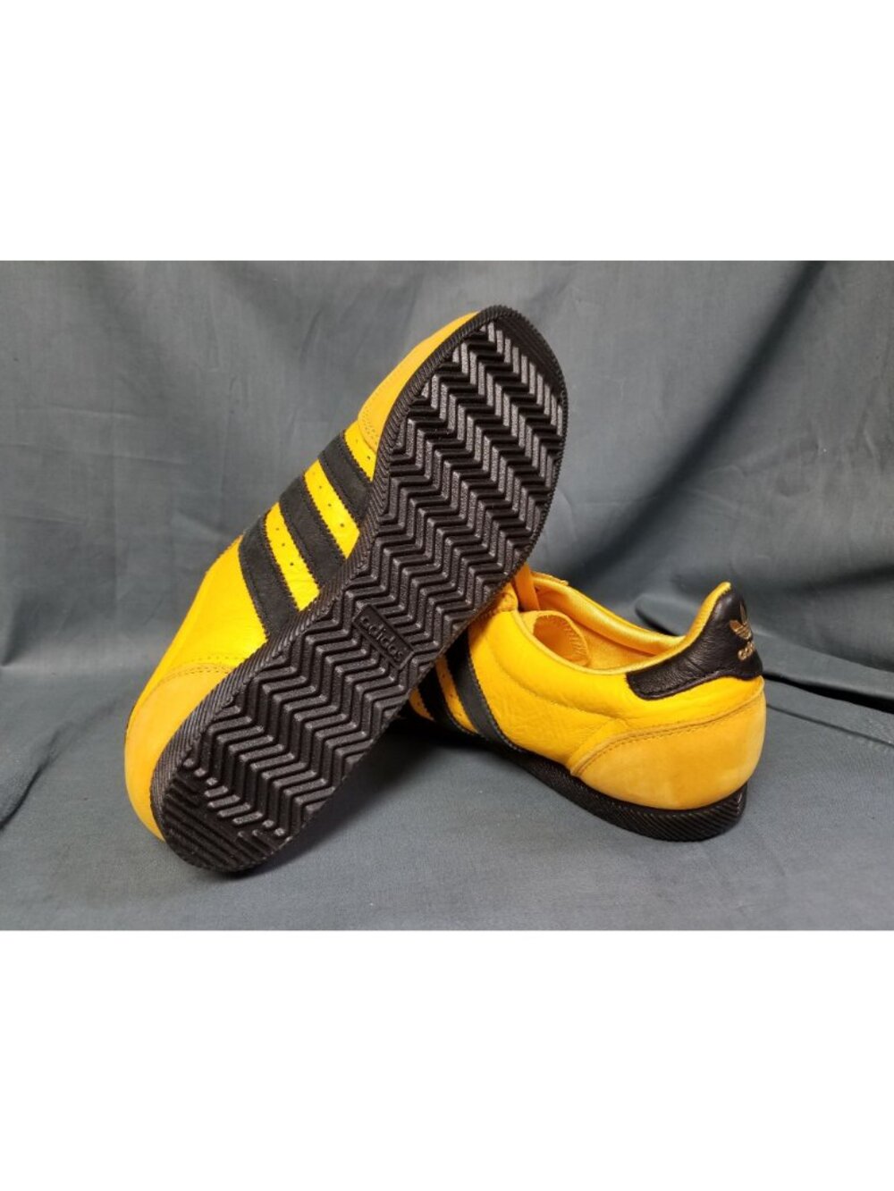 Adidas Japan Core Yellow Black JI2665 Women's Size 8 NEW NO BOX! - Picture 2 of 11